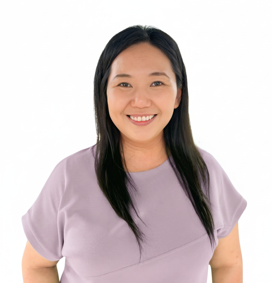 Elaine Victoria Yang Reiki Teacher Reiki Glow Singapore